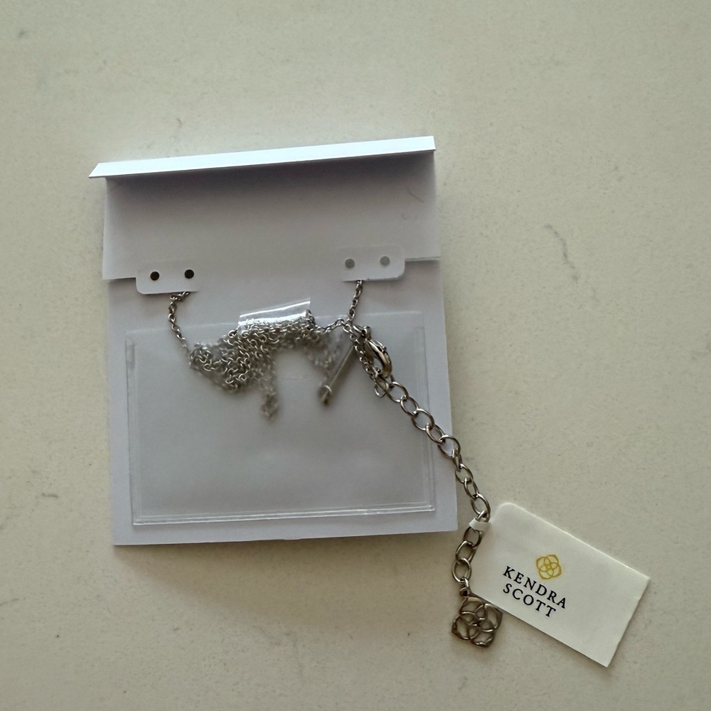Kendra Scott Cory Semiprecious Stone Pendant Necklace - Black/Silver Tone - NWT - Picture 5 of 7